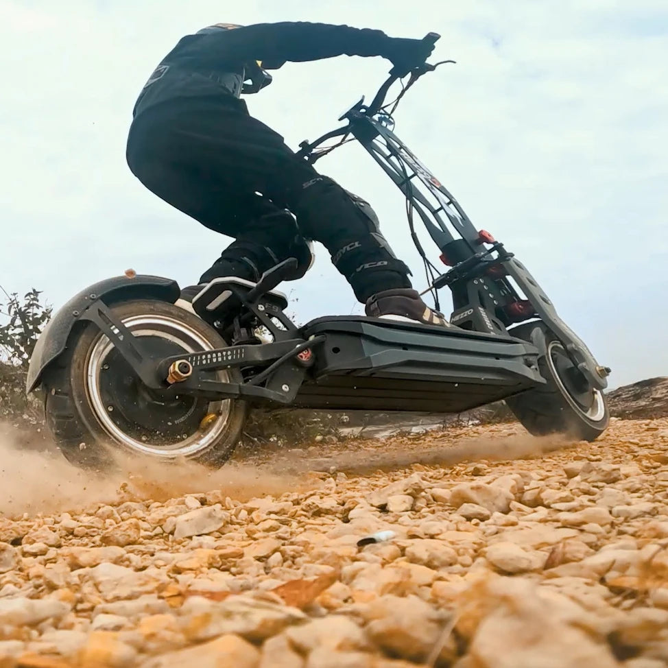 HEZZO F9 Folding Electric Scooter 12Inch Aluminum Alloy E-Scooter 60V 8000W Dual Motors 53Mph Powerful Escooter 40Ah 63Miles Long Range Hydraulic Oil Brakes Waterproof Offroad Scooter