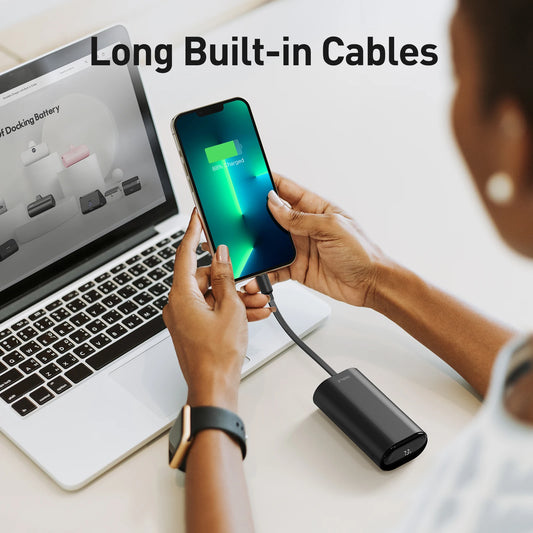 IWALK portable power bank with large capacity and fast charging comes with 9600mAh built-in cable suitable for iPhone Lightning